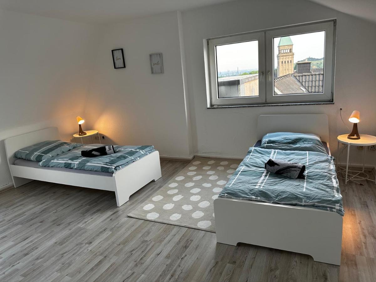 A&V Apartments Schoene Dachgeschoss Wohnung Apt Sterne Gelsenkirchen Exterior foto